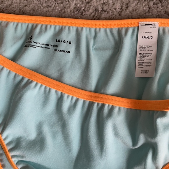 NWT Under Armour Swim bottoms Large - Picture 4 of 4